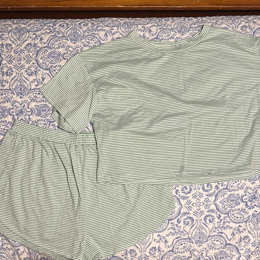 Striped Green Set